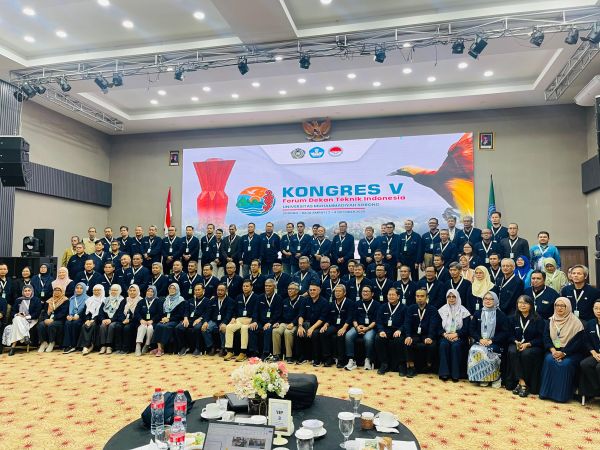 Dekan Fakultas Teknik Universitas Muhammadiyah Metro Hadiri Kongres FDTI V Tahun 2025 di Universitas Muhammadiyah Sorong 